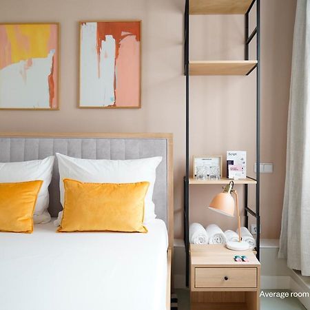 Numa Madrid Script Aparthotel Luaran gambar