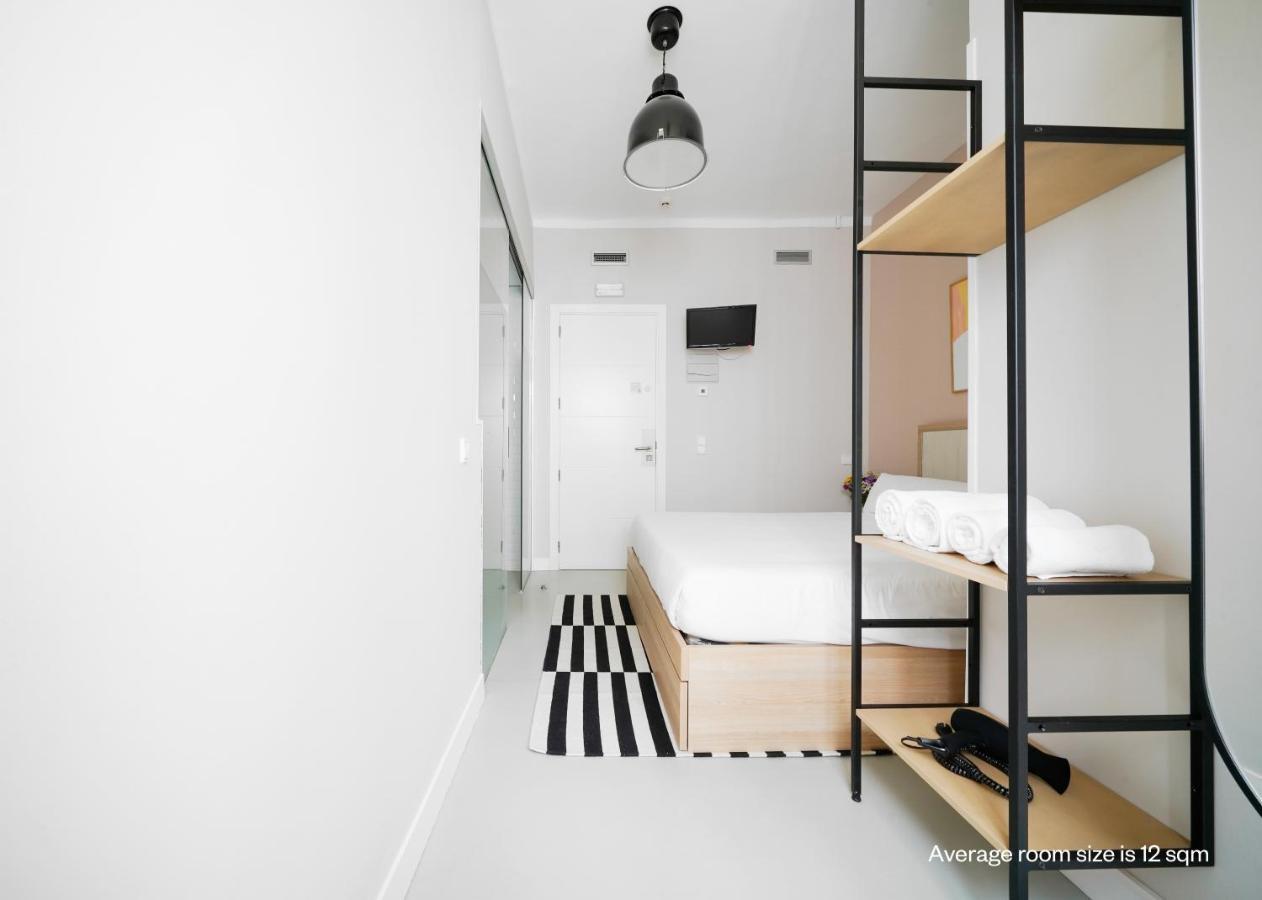 Numa Madrid Script Aparthotel Luaran gambar